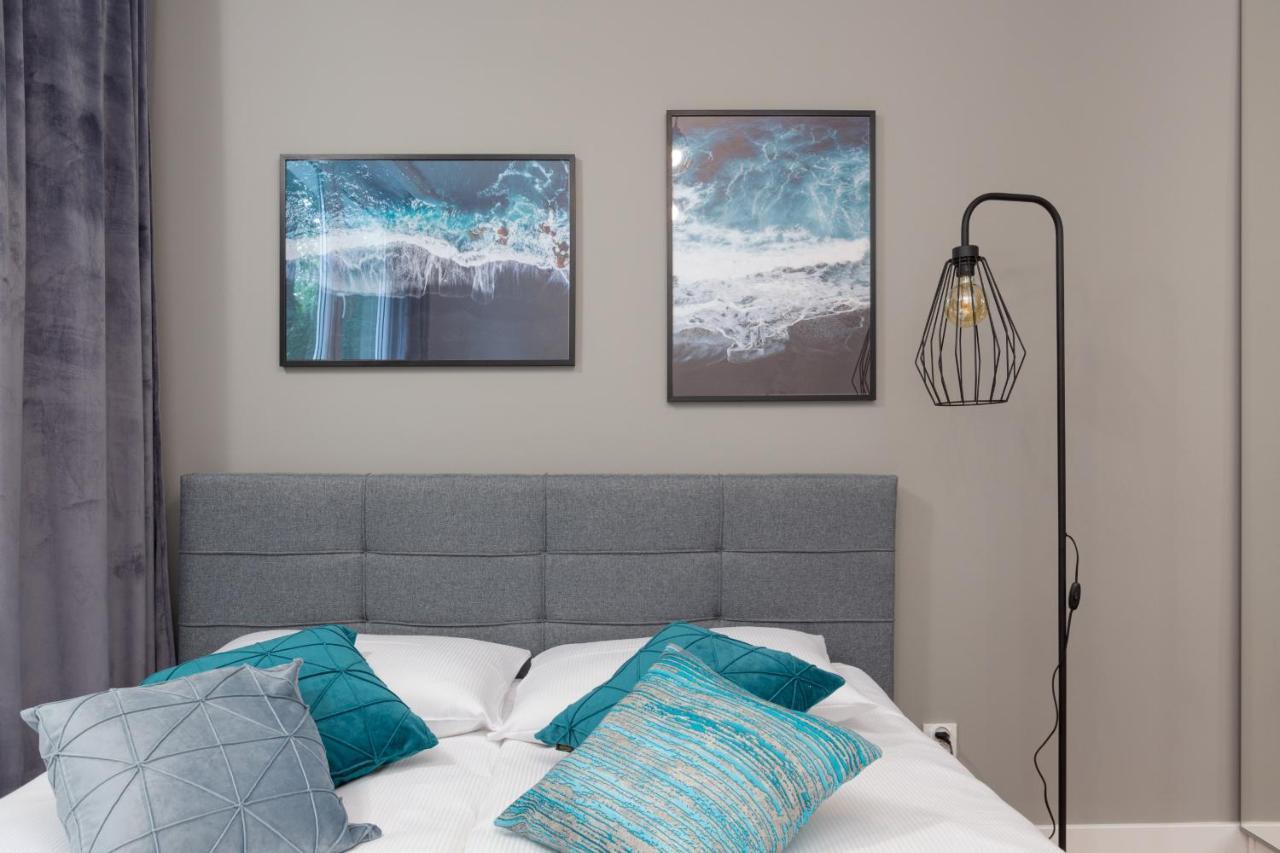 Beautiful Two-bedroom Bielany By Renters *