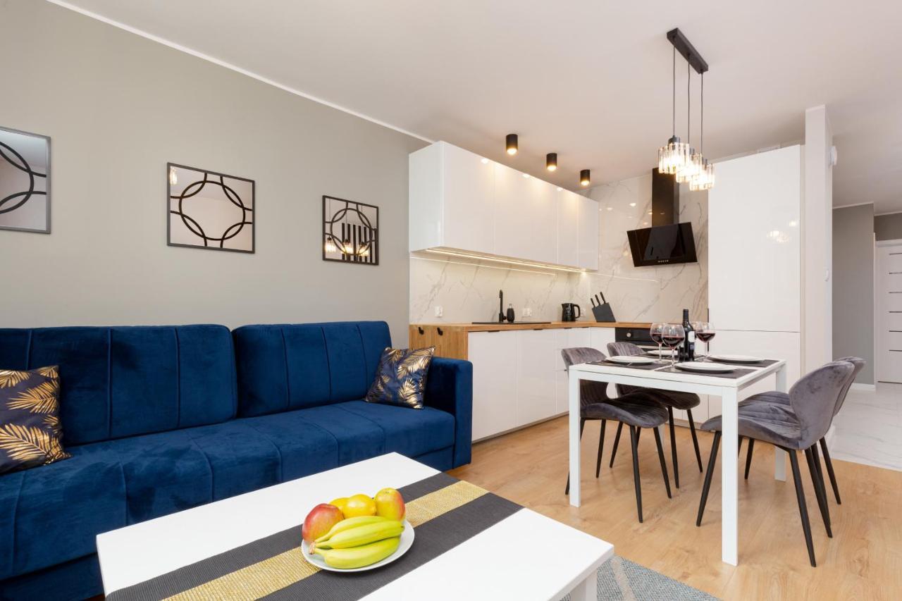 Apartment Beautiful Two-bedroom Bielany By Renters