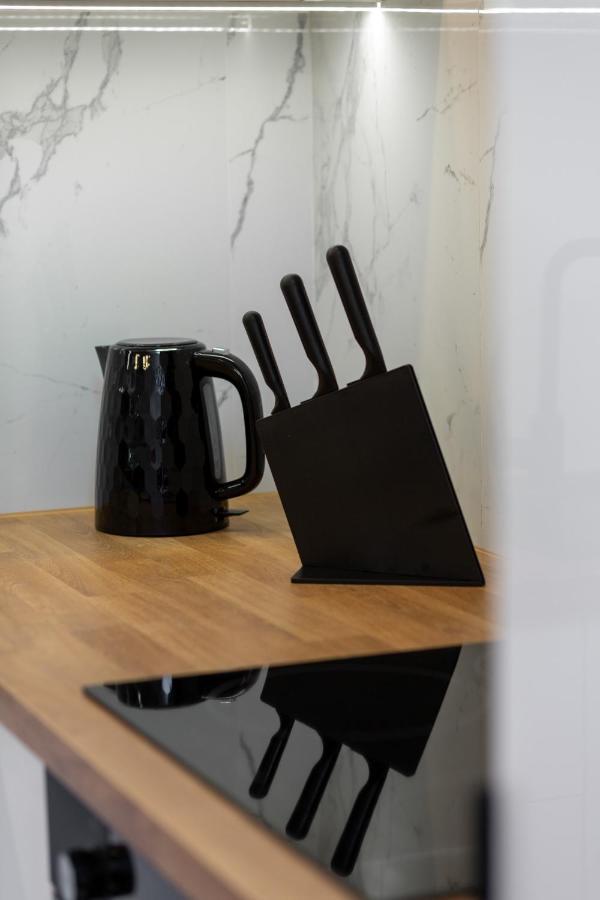 Beautiful Two-bedroom Bielany By Renters Apartmán *